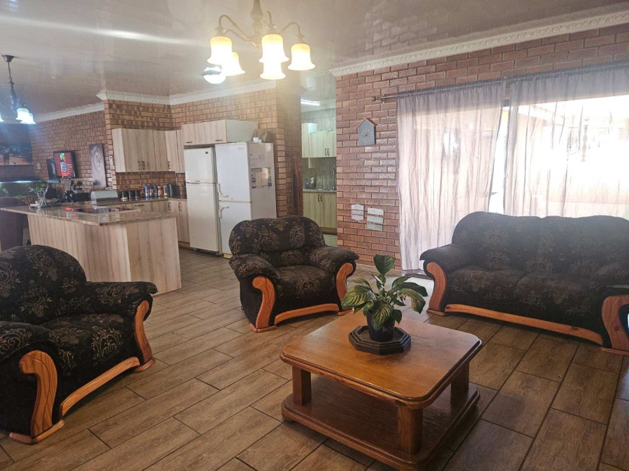 4 Bedroom Property for Sale in Hillcrest Northern Cape